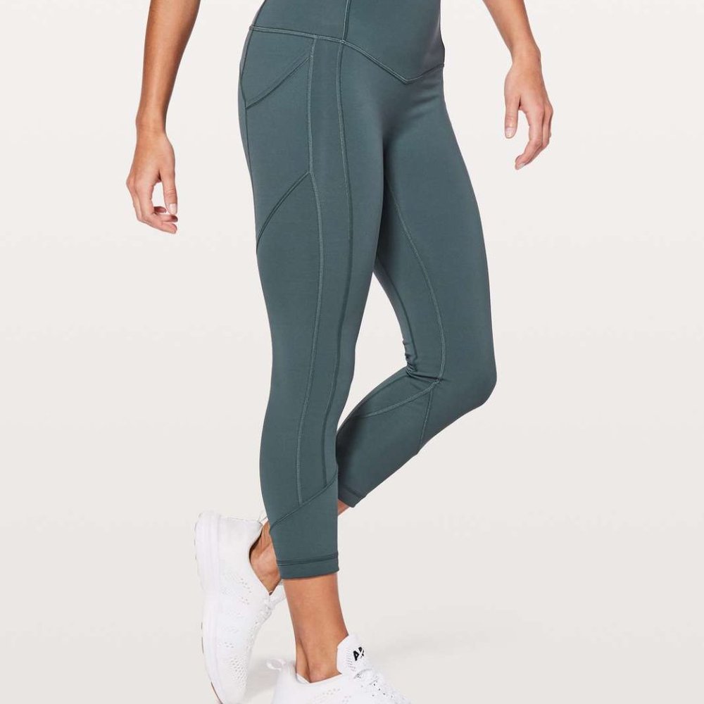 lululemon all the right places crop